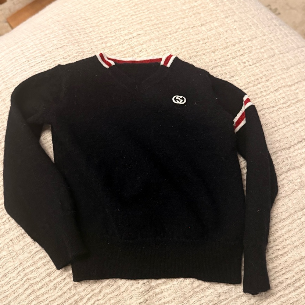 Gucci 100% wool sweater with logo